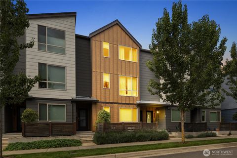 Photo of 32731 Madrona Avenue SE, Black Diamond, WA 98010 (MLS # 2463728)