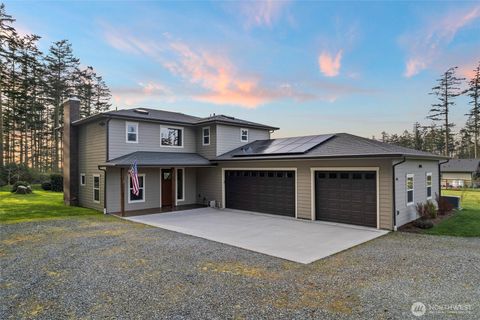 1305 Great Horned Owl Lane, Oak Harbor, WA 98277 - MLS#: 2334418