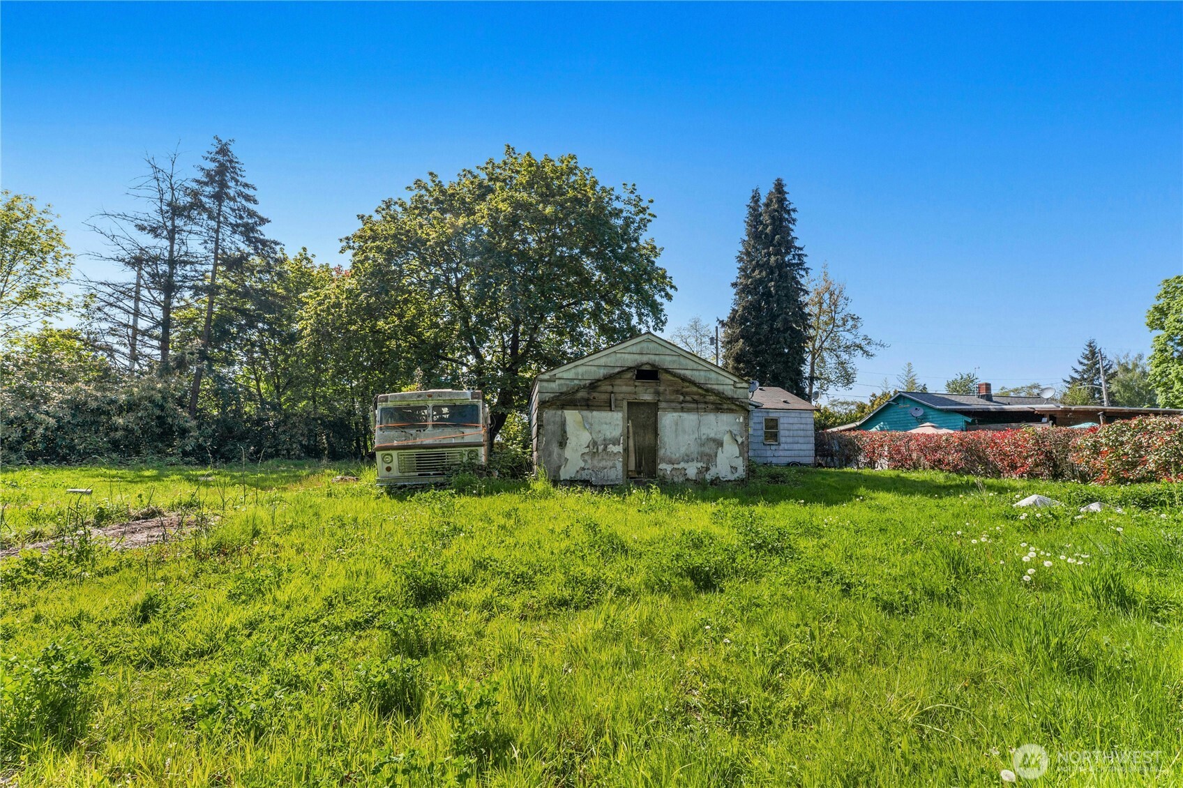99 Sumner Avenue