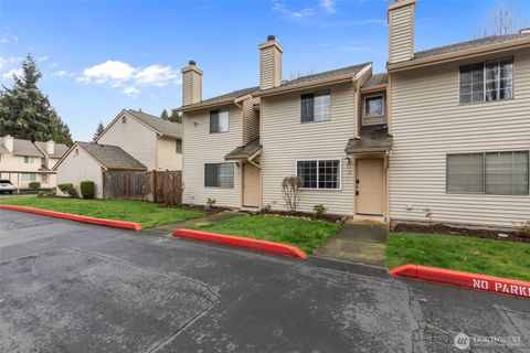 Photo of 115 124th Street SE #G2, Everett, WA 98208 (MLS # 2468549)