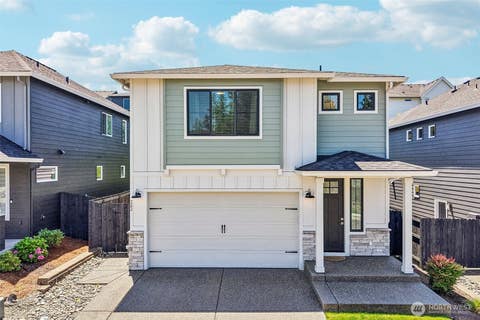Photo of 262 W Maple Street, Washougal, WA 98671 (MLS # 2550321)