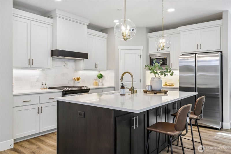 262 W Maple Street
