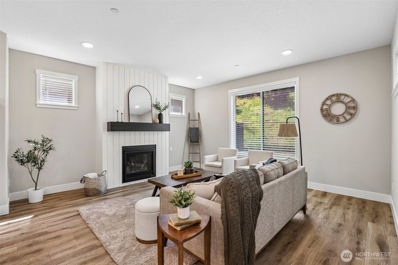262 W Maple Street