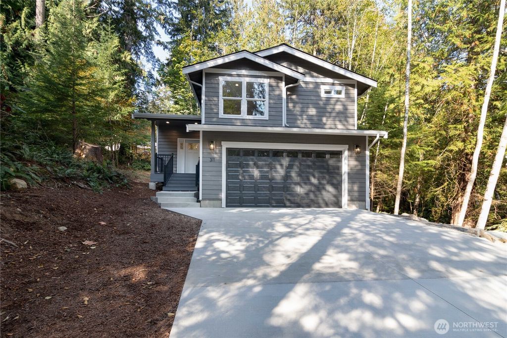 Photo of 311 Sudden Valley Drive, Bellingham, WA 98229 (MLS # 2469444)