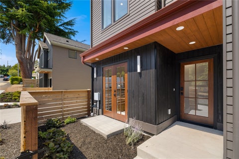 Photo of 270 Fulton Street, Seattle, WA 98109 (MLS # 2595689)