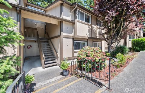 Photo of 4721 176th Street SW #G7, Lynnwood, WA 98037 (MLS # 2491750)