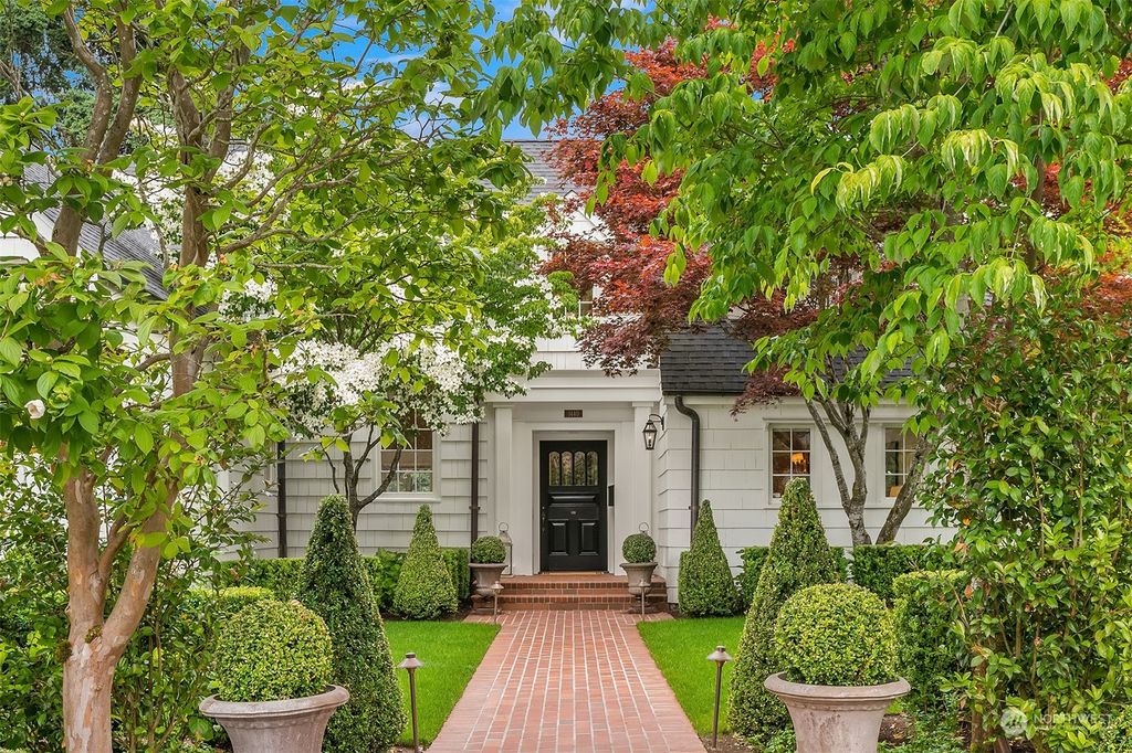 Photo of 1440 Broadmoor Drive E, Seattle, WA 98112 (MLS # 2140674)