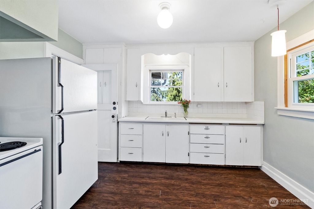 listing image 9361394316502115259