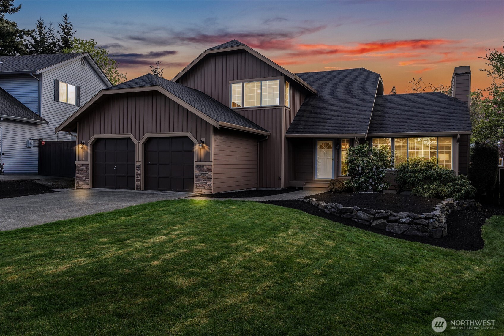 3734 Braeburn Drive NE