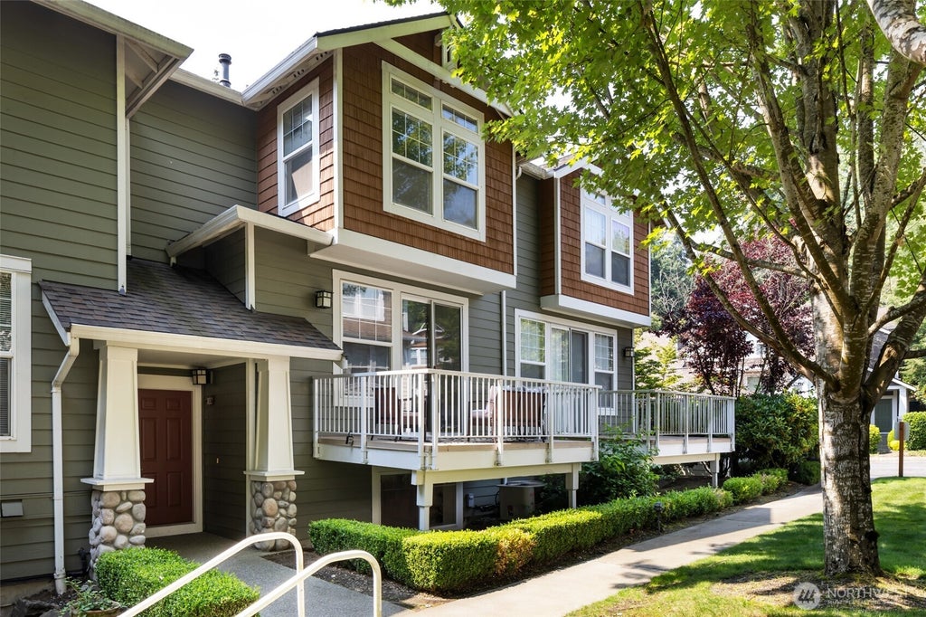 Photo of 12140 NE 24th Street #102, Bellevue, WA 98005 (MLS # 2553077)
