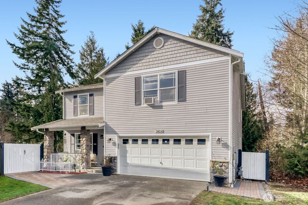 Photo of 11404 SE 51st Ave SE Ave, Everett, WA 98208 (MLS # 2482032)