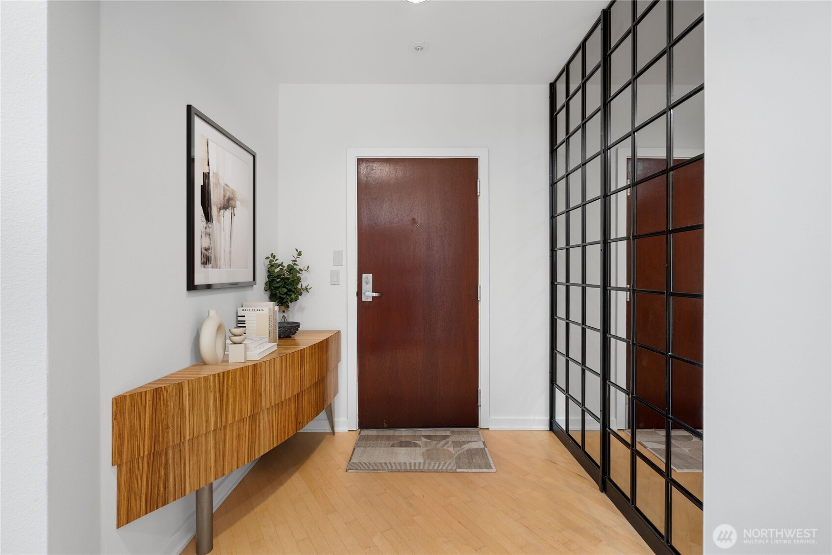 303 E Pike Street PH1