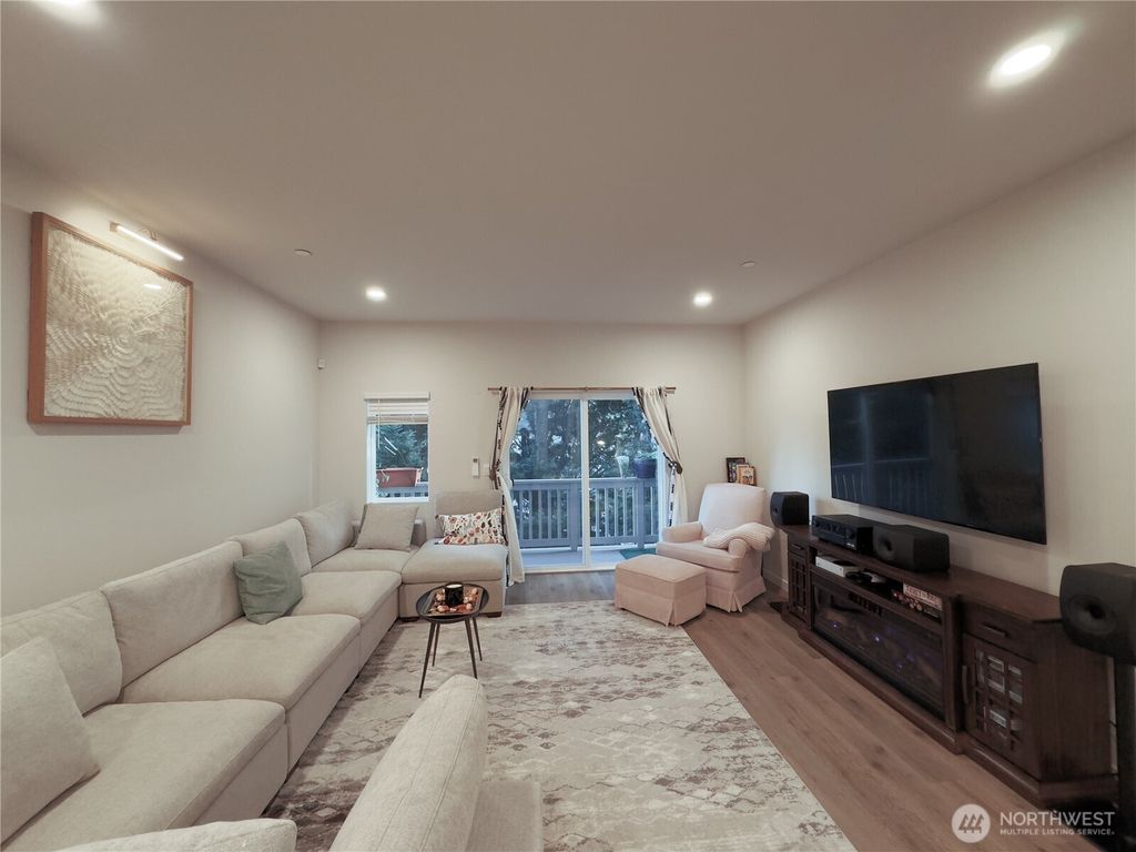 Photo of 1820 201st Place SE Unit #A5 Pl, Bothell, WA 98012 (MLS # 2477781)