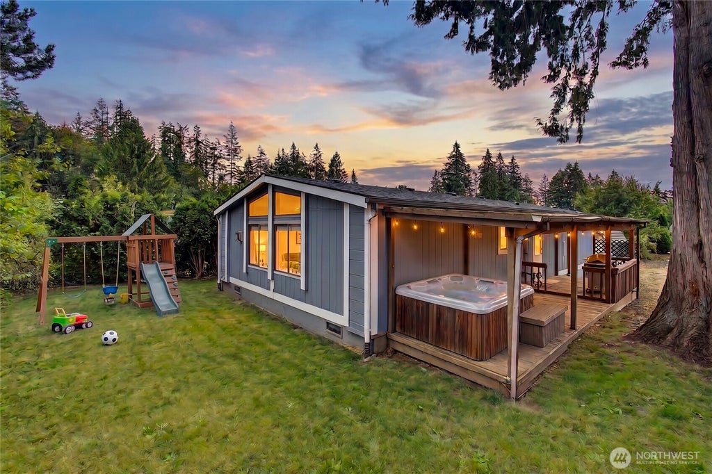 Photo of 3501 Auburn Way S #26, Auburn, WA 98092 (MLS # 2571240)