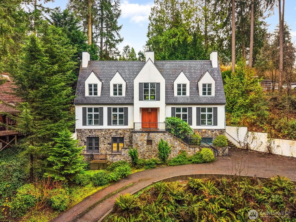 Photo of 6639 NE Bayview Boulevard, Bainbridge Island, WA 98110 (MLS # 2466102)