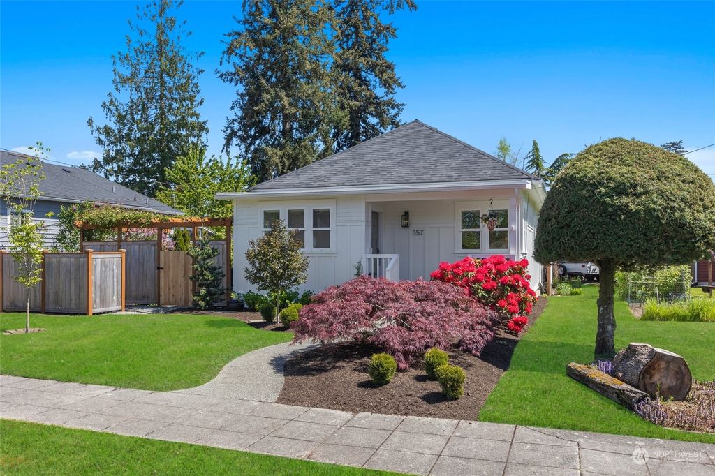 Photo of 357 S Sams Street, Monroe, WA 98272 (MLS # 2237351)