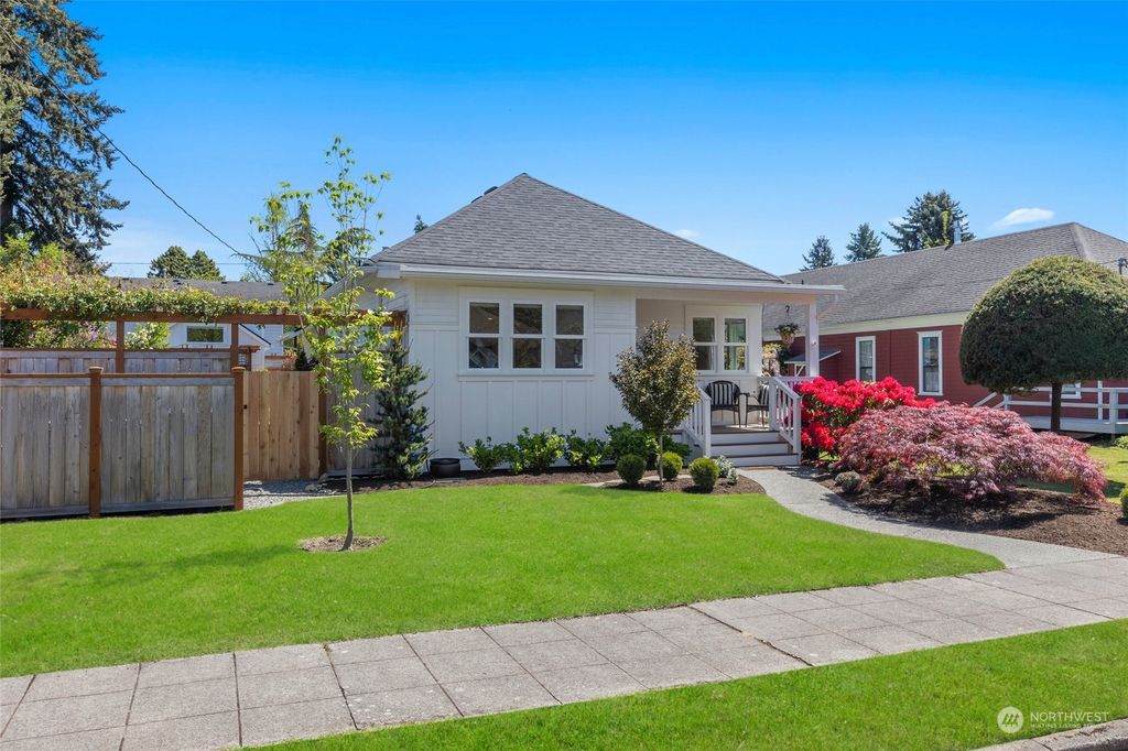 Photo of 357 S Sams Street, Monroe, WA 98272 (MLS # 2237351)