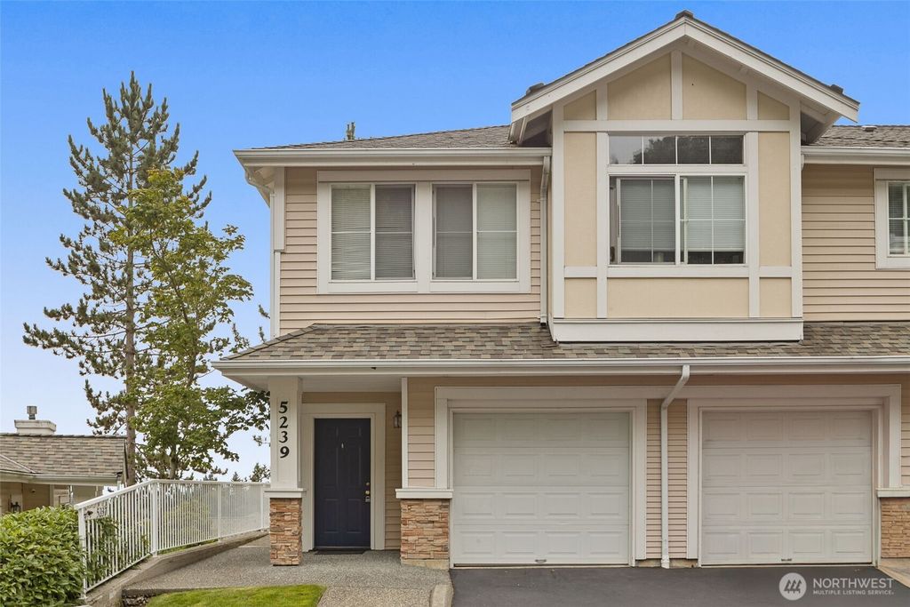 Photo of 5239 164th Avenue SE #14-3, Bellevue, WA 98006 (MLS # 2497744)