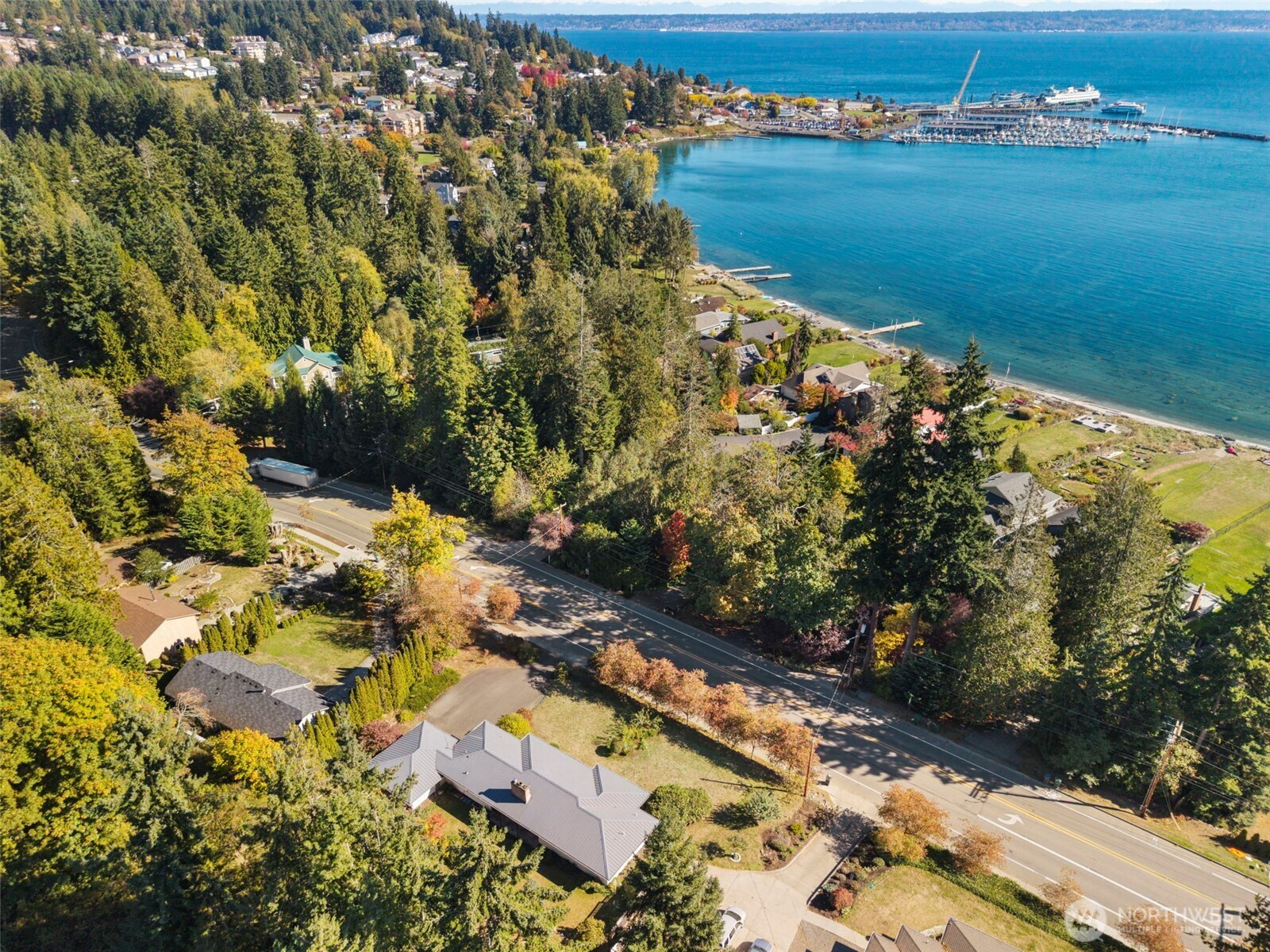 10494 NE West Kingston Road