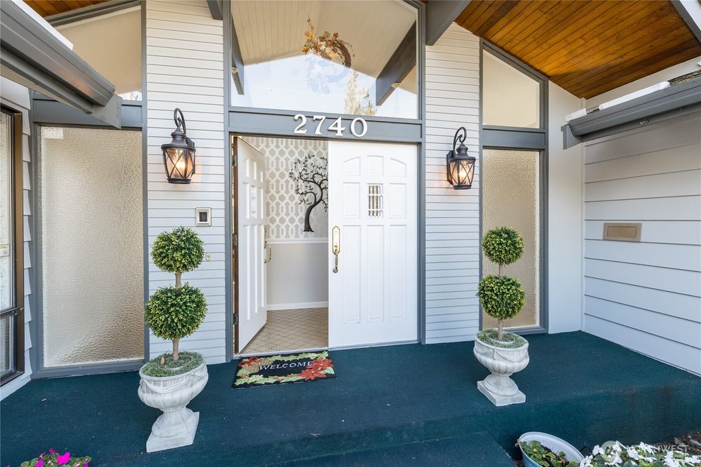 Photo of 2740 Forest Ridge Drive SE, Auburn, WA 98002 (MLS # 2442380)
