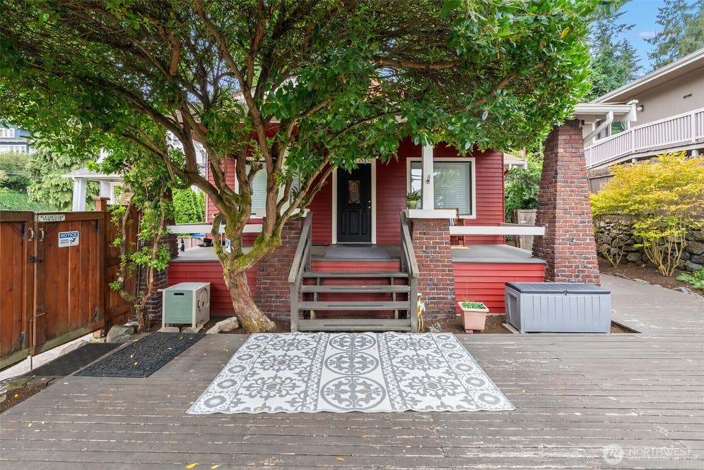 Photo of 4259 SW Othello Street, Seattle, WA 98136 (MLS # 2567731)