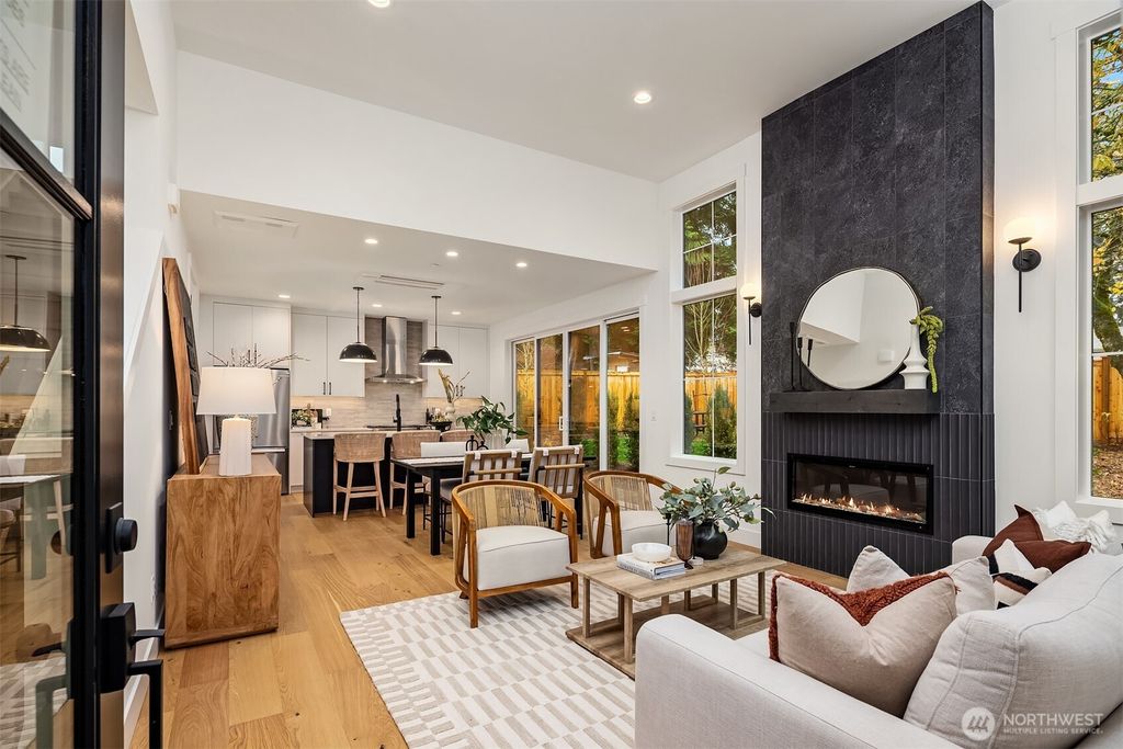 Photo of 13119 NE 87th Lane, Kirkland, WA 98033 (MLS # 2458575)