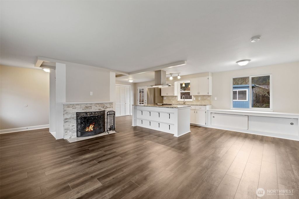 Photo of 20512 81st Avenue W, Edmonds, WA 98026 (MLS # 2484724)