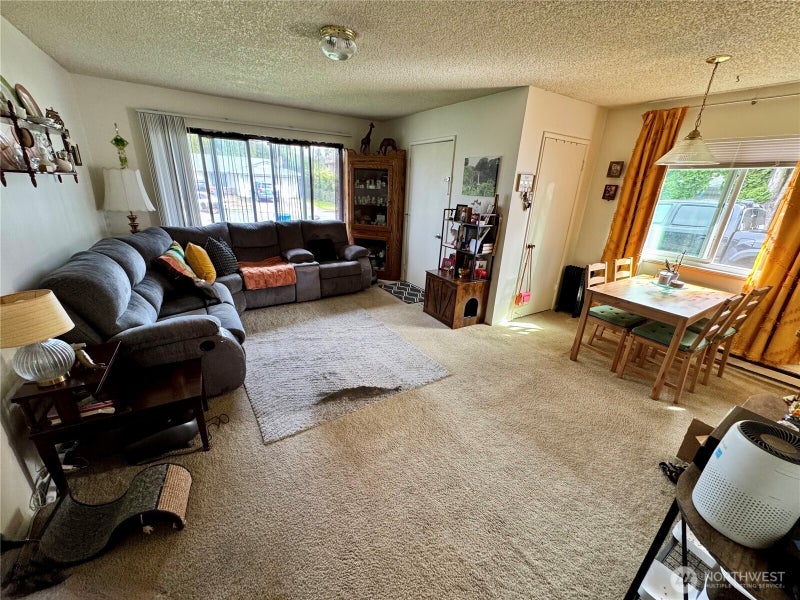 202 SE 157th Avenue