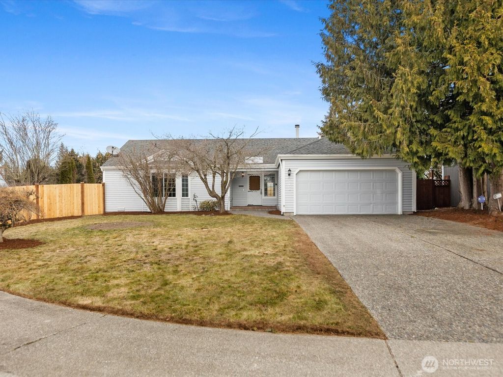 Photo of 13802 SE 271st Street, Kent, WA 98042 (MLS # 2332461)