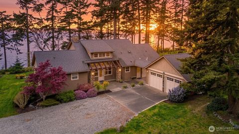 Photo of 725 N Sunset Drive, Camano Island, WA 98282 (MLS # 2507558)