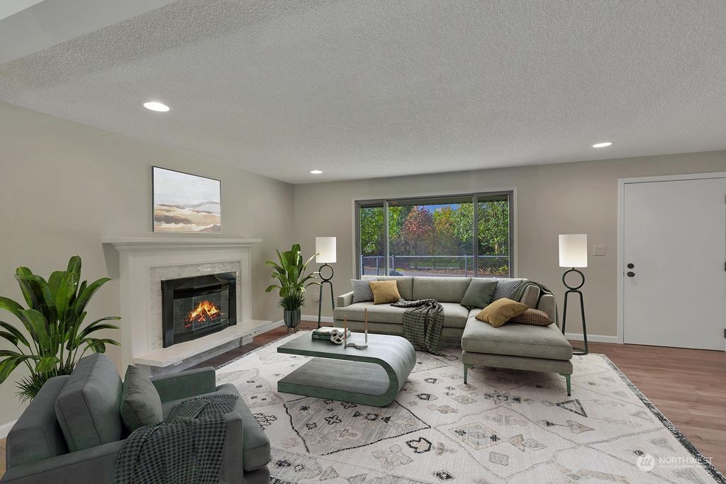 Photo of 2506 S 209th Place, SeaTac, WA 98198 (MLS # 2245464)