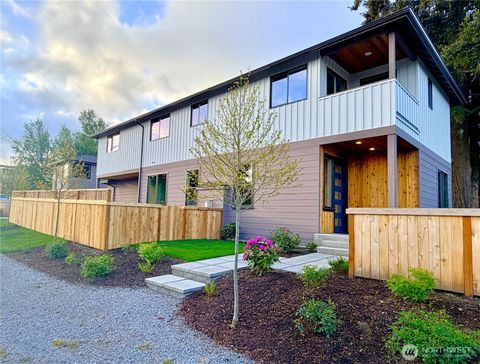 Photo of 10202 44th Avenue SW, Seattle, WA 98146 (MLS # 2527218)