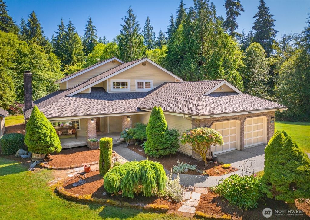 Photo of 17400 297th Avenue SE, Sultan, WA 98294 (MLS # 2402816)