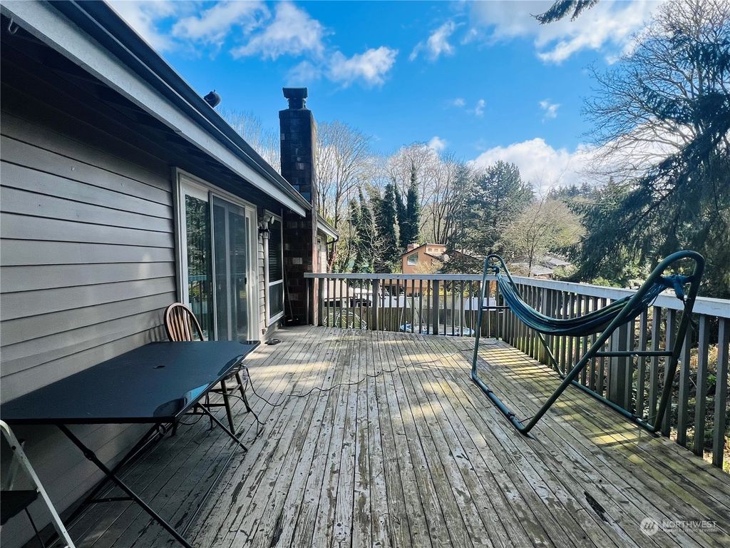 Photo of 28953 12th Avenue S, Federal Way, WA 98003 (MLS # 2064937)