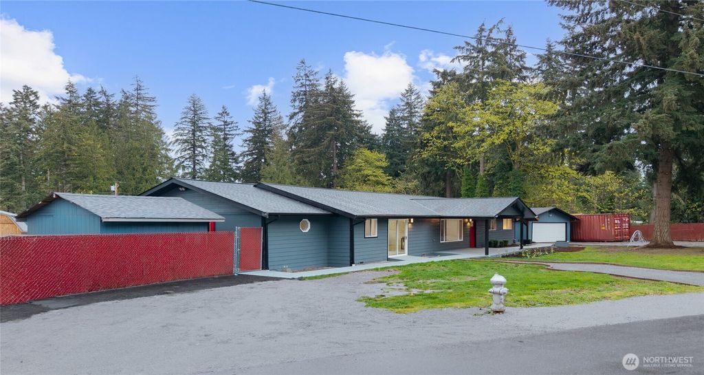 Photo of 12205 58th Avenue E, Puyallup, WA 98373 (MLS # 2508570)