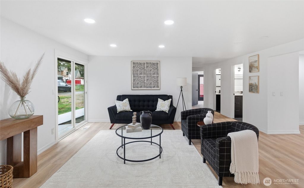 Photo of 12205 58th Avenue E, Puyallup, WA 98373 (MLS # 2508570)