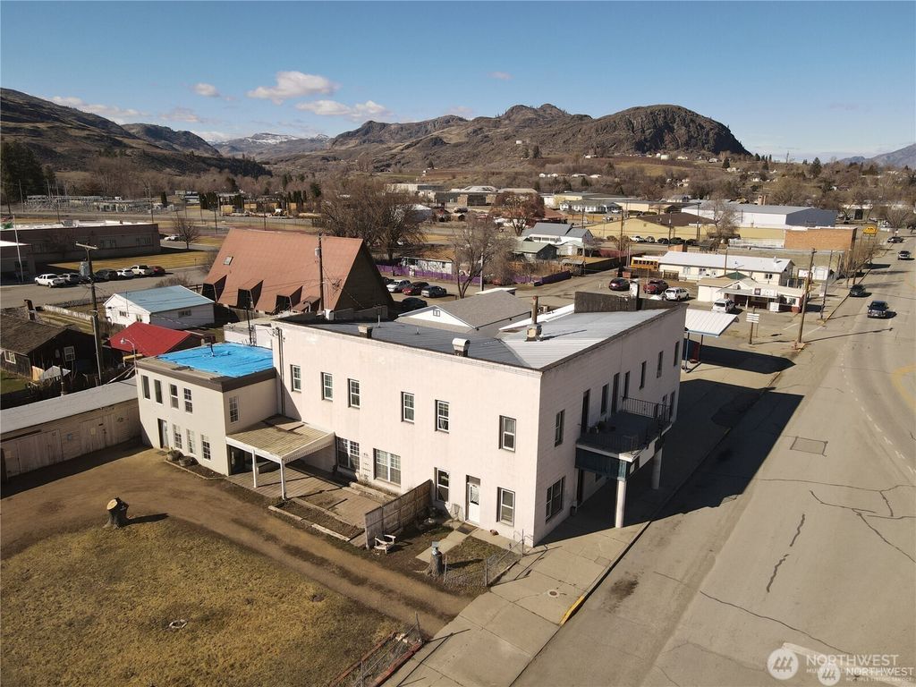 Photo of 1014 Main Street, Oroville, WA 98844 (MLS # 2495897)