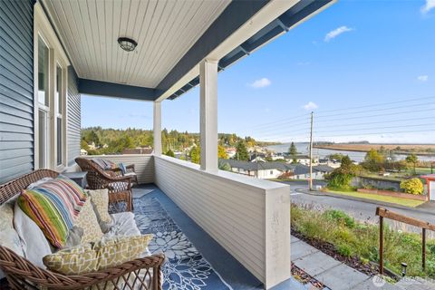 Photo of 716 First Street W, South Bend, WA 98586 (MLS # 2450810)