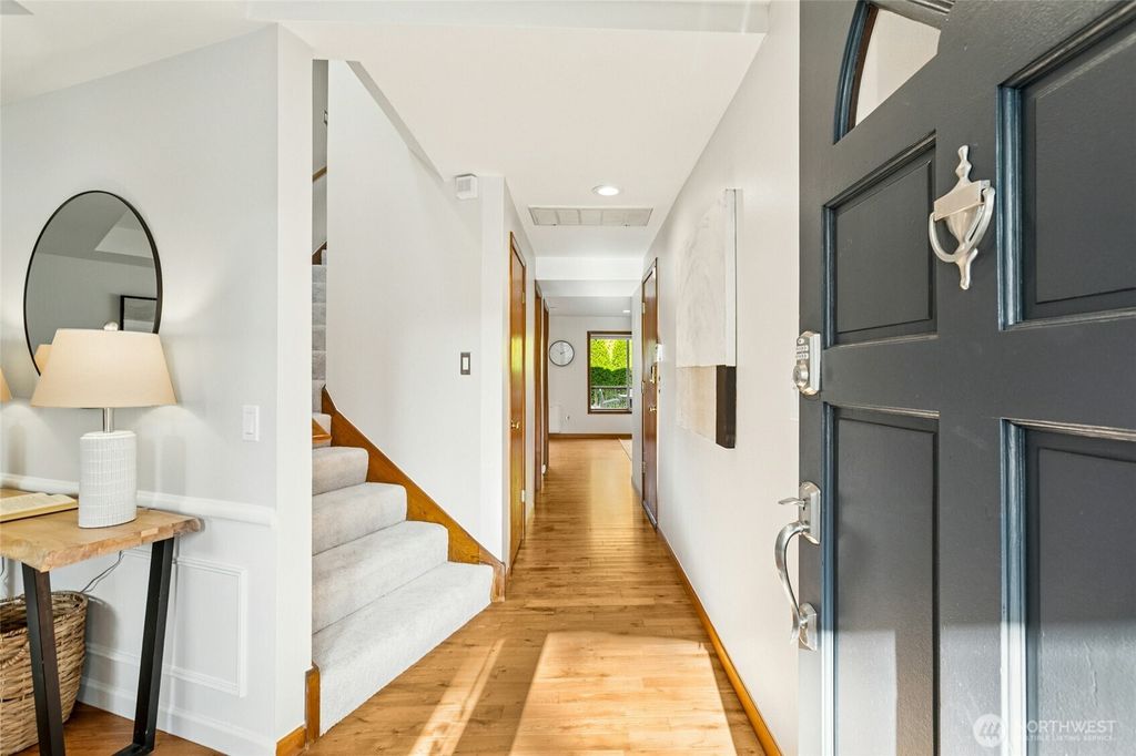 Photo of 4514 186th Avenue SE, Issaquah, WA 98027 (MLS # 2450845)