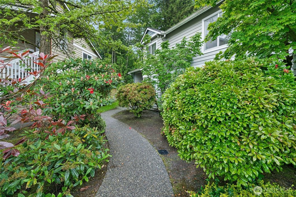 Photo of 5620 14th Drive W #Q-201, Everett, WA 98203 (MLS # 2522540)