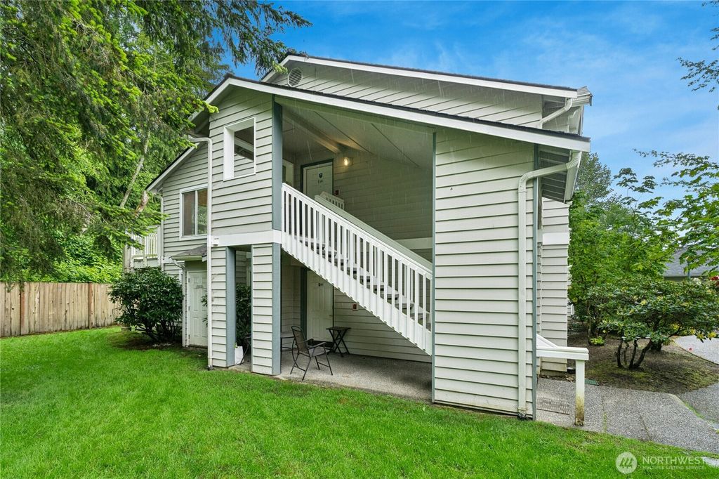 Photo of 5620 14th Drive W #Q-201, Everett, WA 98203 (MLS # 2522540)