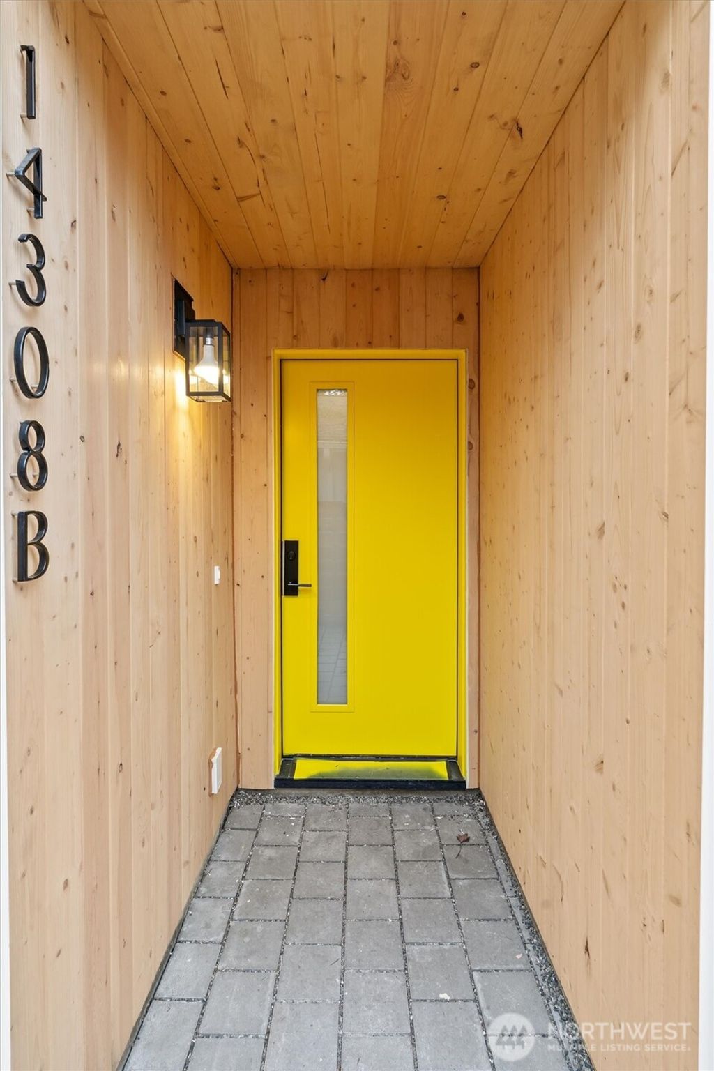 Photo of 14308 Roslyn Place N #B, Seattle, WA 98133 (MLS # 2495556)