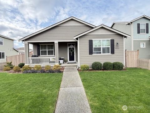 Photo of 3215 N 30th Street, Mount Vernon, WA 98273 (MLS # 2485412)