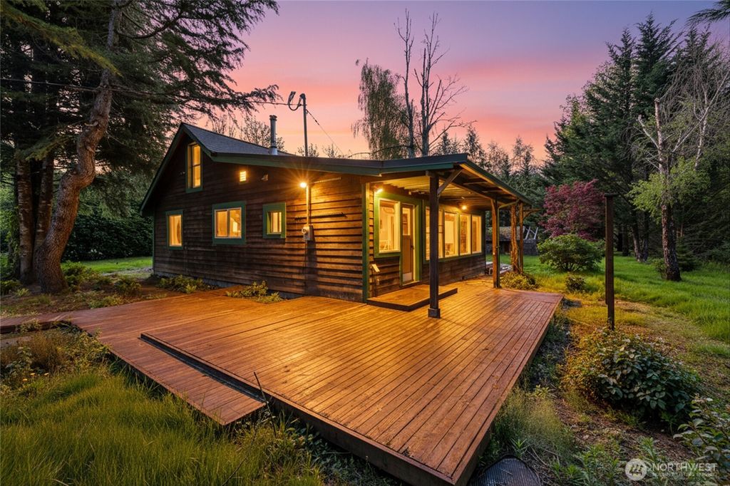 Photo of 60333 State Route 20, Marblemount, WA 98267 (MLS # 2516726)