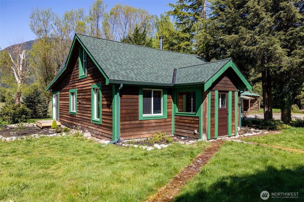 Photo of 60333 State Route 20, Marblemount, WA 98267 (MLS # 2516726)