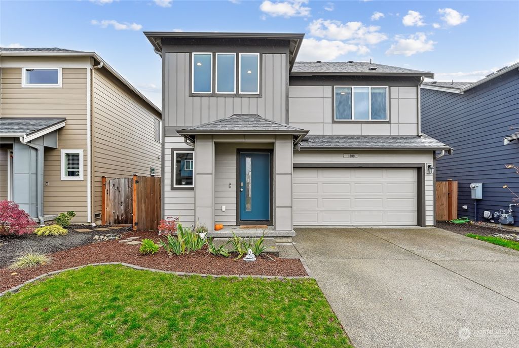 Photo of 1308 10th Street, Sultan, WA 98294 (MLS # 2306235)