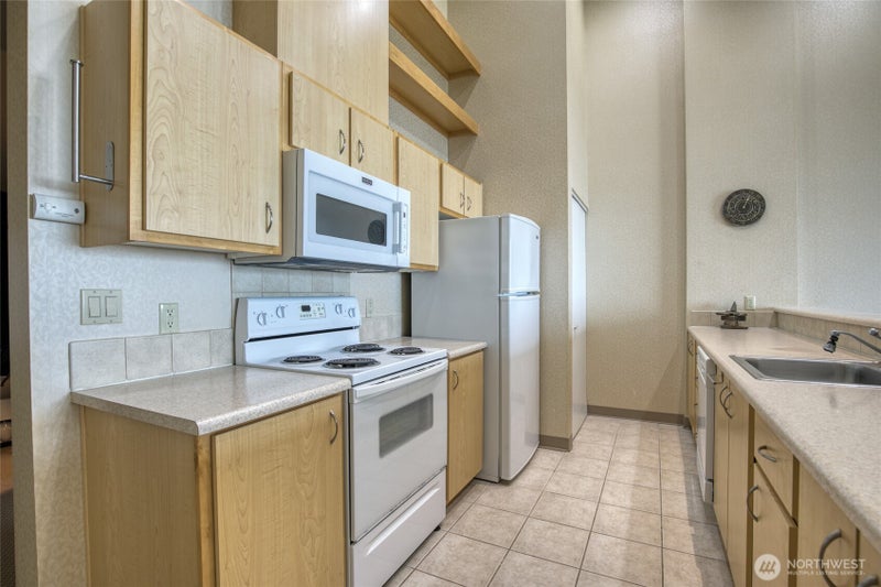 1307 Ocean Shores Boulevard SW N52