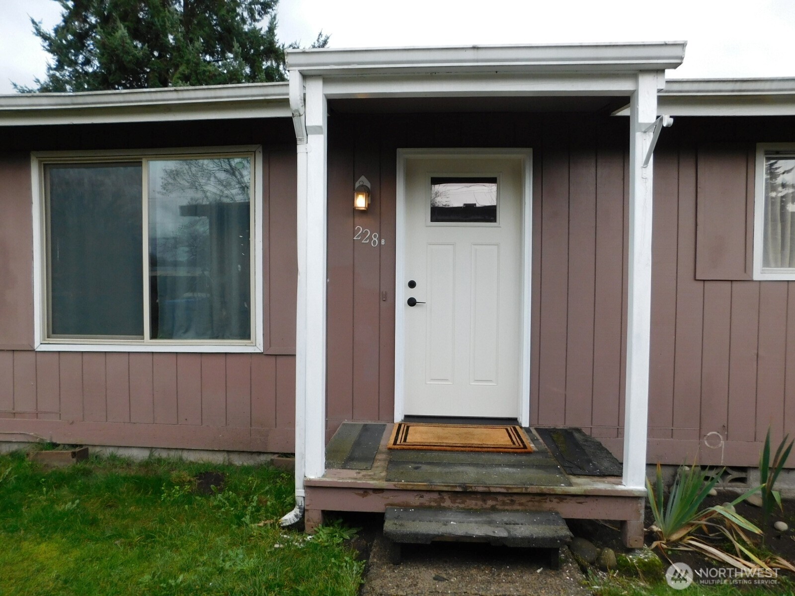 228 McClellan Street SE A & B