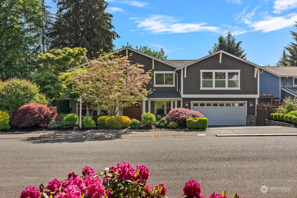 Photo of 6828 140 Place NE, Redmond, WA 98052 (MLS # 2238709)