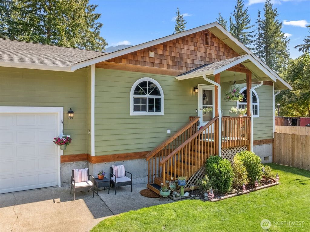 Photo of 44024 Fir Road, Gold Bar, WA 98251 (MLS # 2413733)